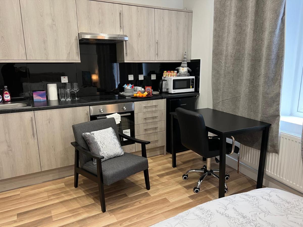 Hanwell The Grande Residence - Close To Central London & Next To Northfield Tube Station מראה חיצוני תמונה